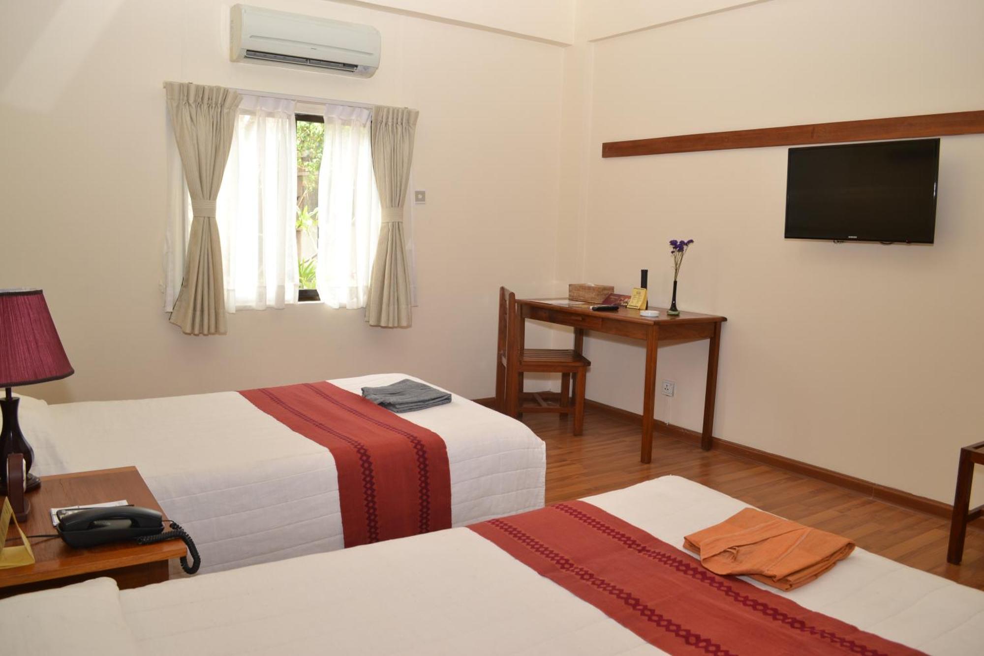 Bagan Thiripyitsaya Sanctuary Resort Exterior foto